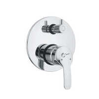 High Flow Single Lever Diverter - Premium Brass, Available In Various Sizes, Glossy Silver Finish, Elegant Round Design | Effortless Water Outlet Control, Perfect For Modern Bathrooms And Kitchens
