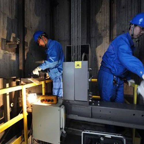 Elevator Repairing Service