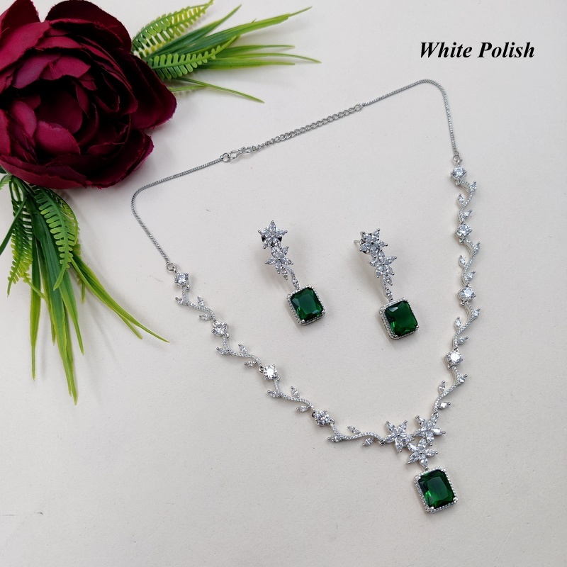 New Charming American Diamond Necklace Set