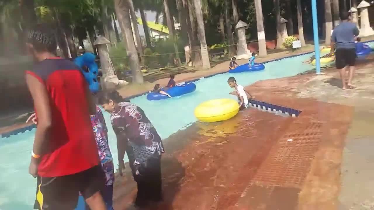 Lazy River Pool