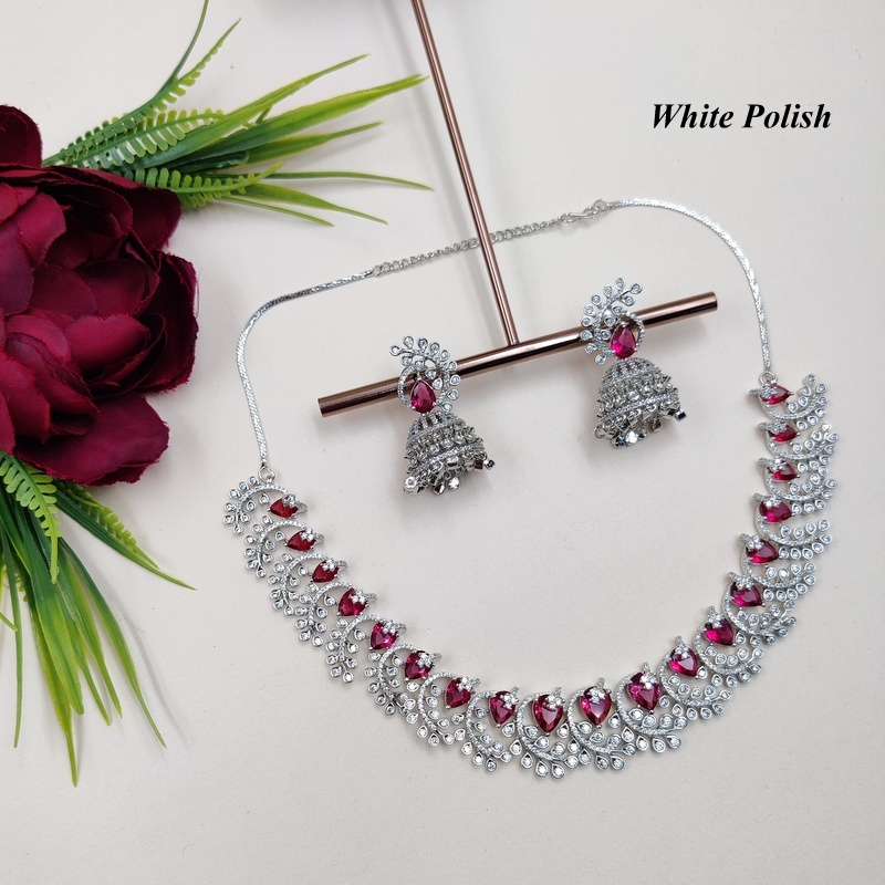 Fashionable Floral Design American Diamond Necklace Set