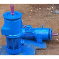 Screw Conveyor Gear Box - Efficiency: 70-80%