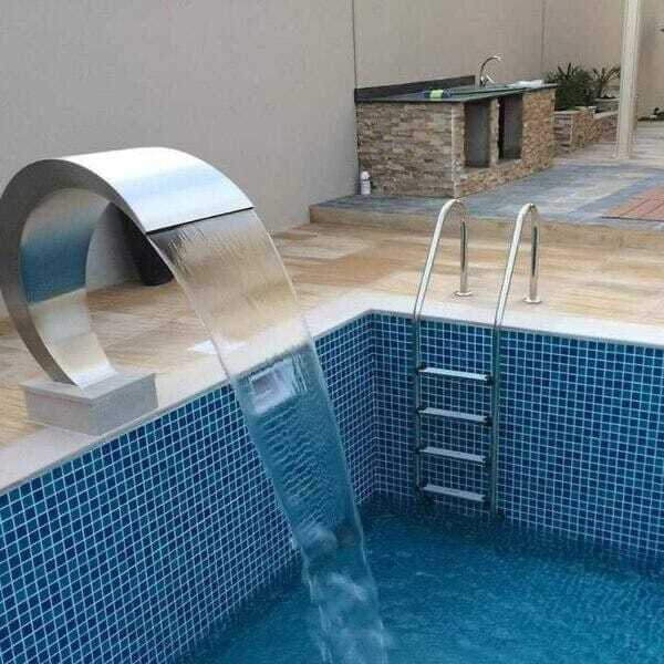Co-bra fountain