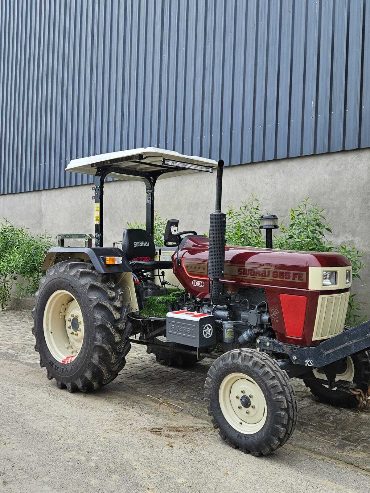 SWARAJ TRACTOR FIBER HOOD