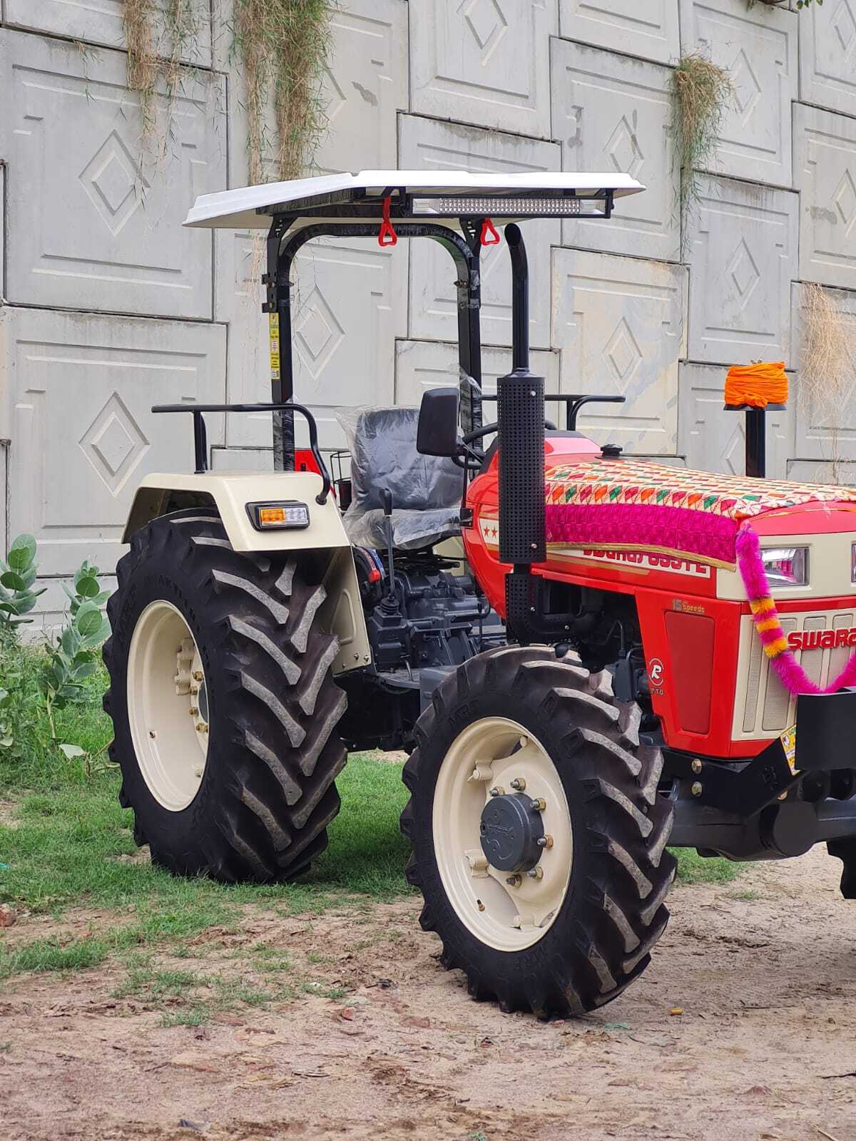 SWARAJ TRACTOR FIBER HOOD