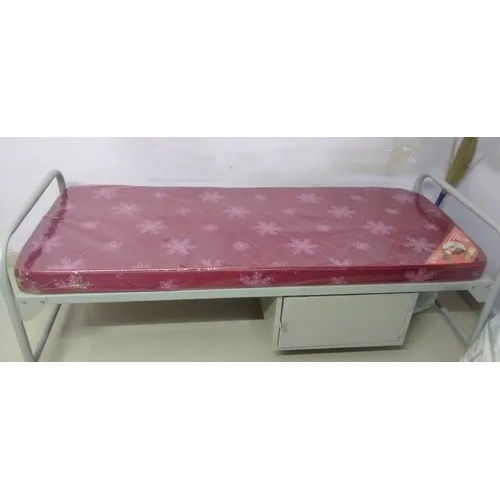 Iron Single Cots Bed - Dimension (L*W*H): 2.5X6 Foot (Ft)