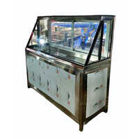 Stainless Steel Fish Display Counter - 4 Foot Height, Sleek Powder-coated Finish, Illuminated Led Lighting, Elegant Plain Design