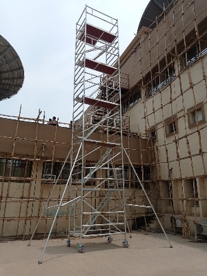 Aluminium Scaffolding Ladders - Size: 1350X1940