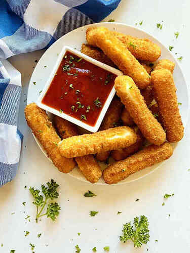 Mozarella cheese sticks