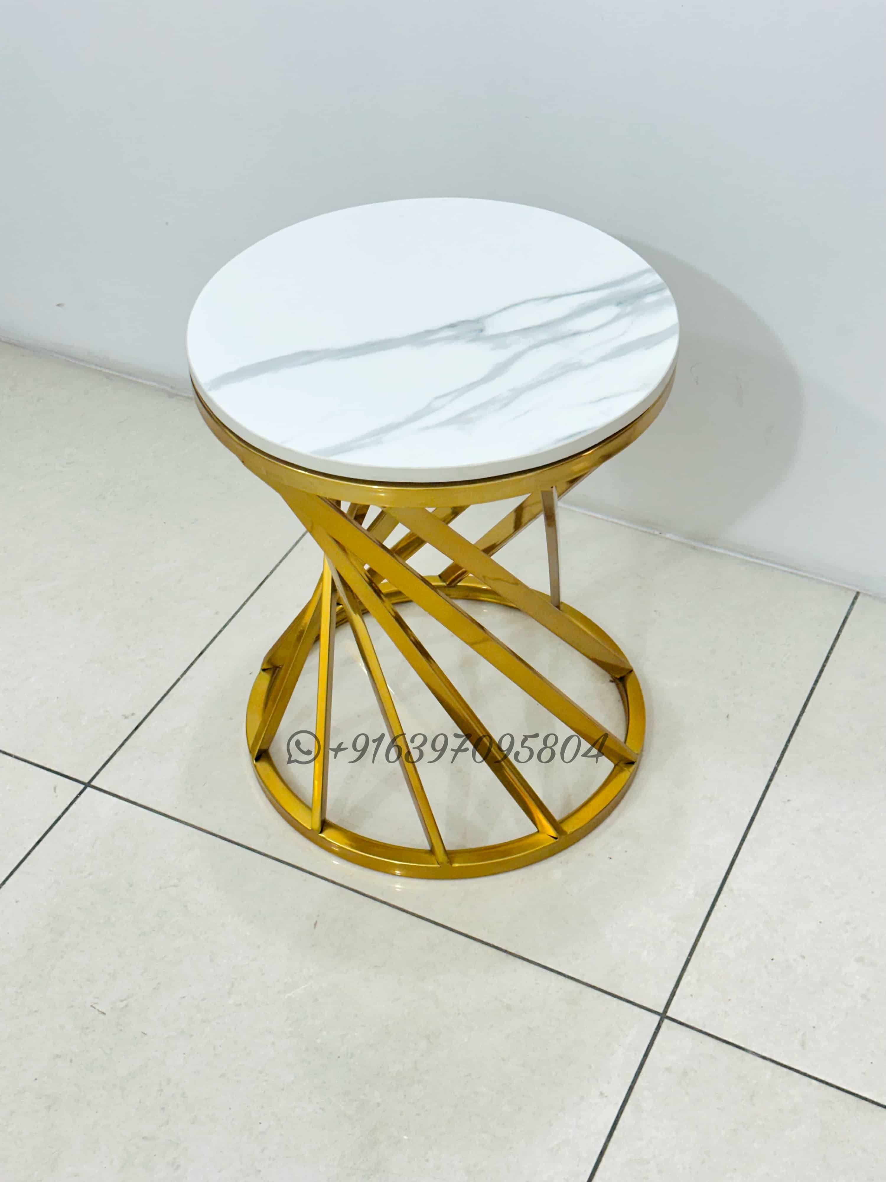 Compact Side table