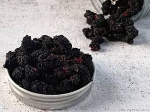Dehydrated mulberries