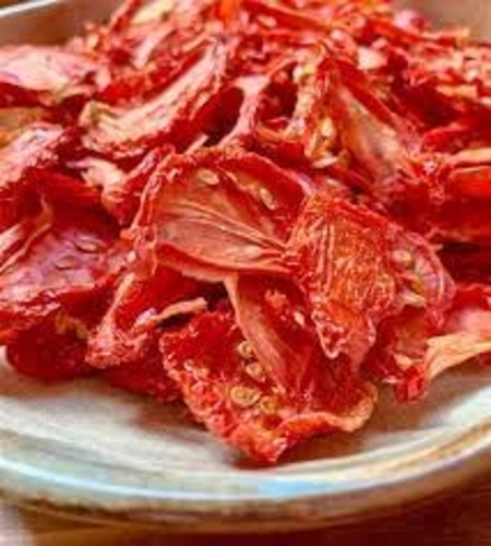 Dehydrated tomato
