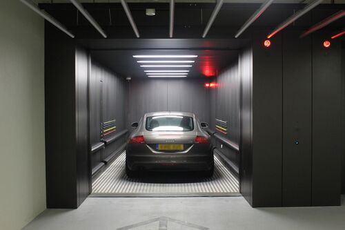 Car Elevators - Material: Stainless Steel