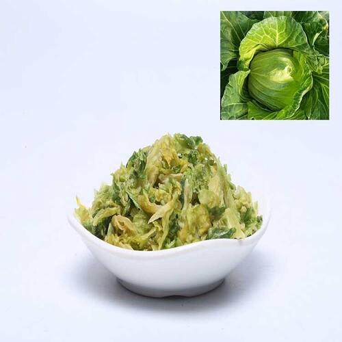 Dehydrated green cabbage