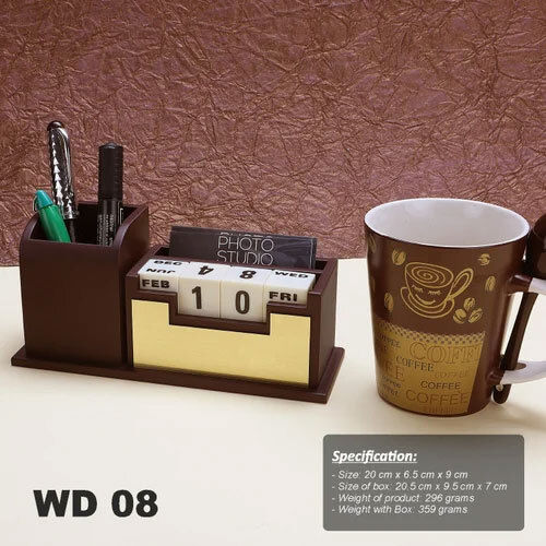 Wd08 Brown Wooden Desk Top Table Top Gift Item With Infinite Calendar - Size: 220 X 6.5 X 9 Cm