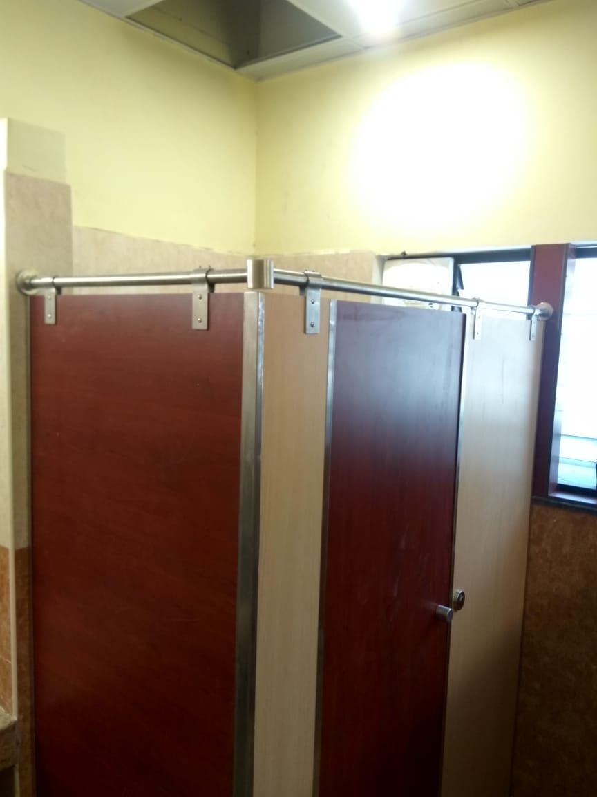 SS 316 grade Rest Room Toilet Cubicles Solution ( Primera )