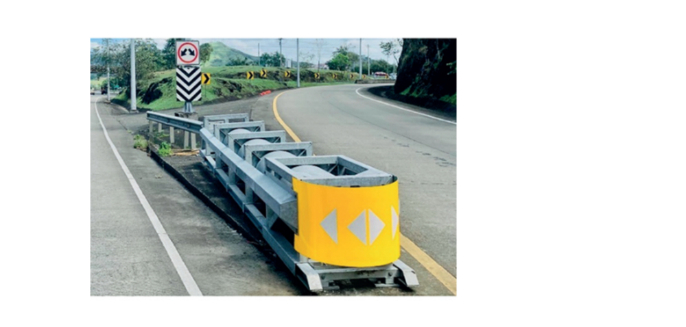 Impact Attenuator Crash Cushion