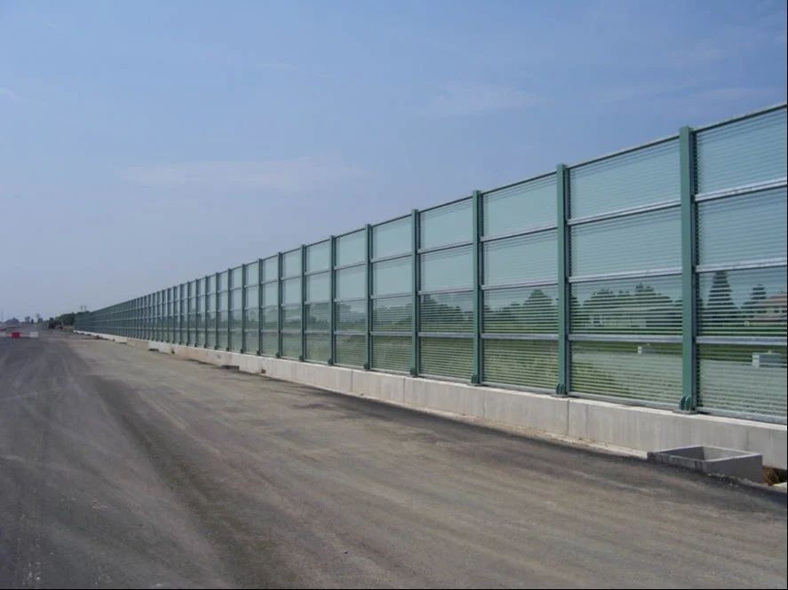 Reflective Noise Barrier