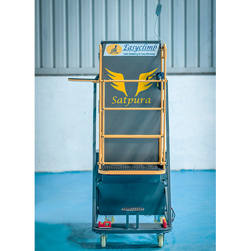 Satpura Easy Climb Foldable Ladder - Feature: High Quality