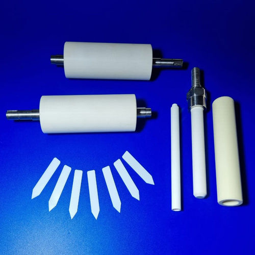 Capsules Blades And Compaction Rollers - Color: White