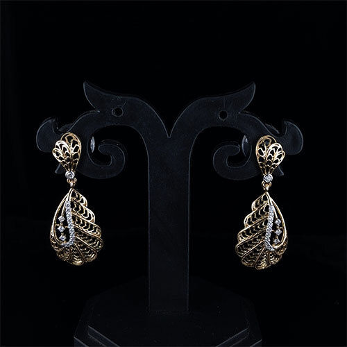 Elegant Diamond Earrings for Women | SK Diam