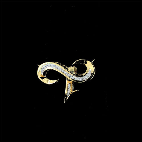 18Kt Yellow Diamond Gold Infinity Pendant - Diamond Carat Weight: 18 Carat