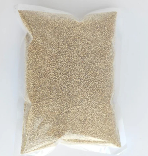 Yellow quinoa seeds