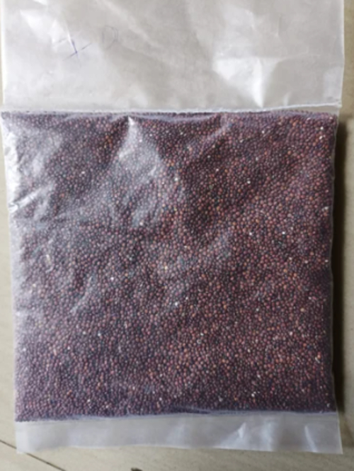 Red quinoa seeds