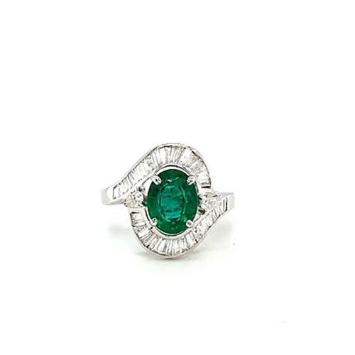 Emerald And Diamond Ring In 18K White Gold-327 - Diamond Cut: Good