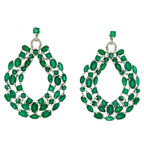 Emerald Earring in 925 Sterling Silver-716