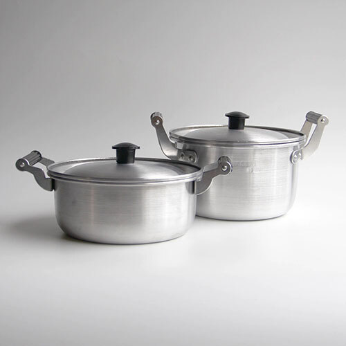 Aluminum discs for kitchenware