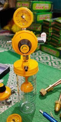 Vacuum Regulator With 600ml Jar - Application: Hospital