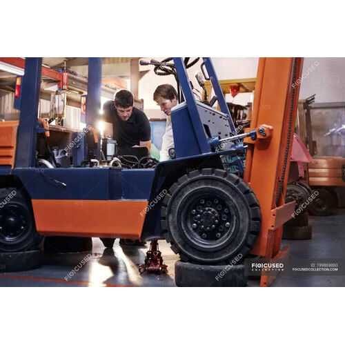 Forklift Amc Service