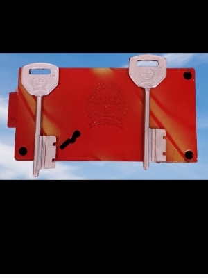 Side Shutter lock