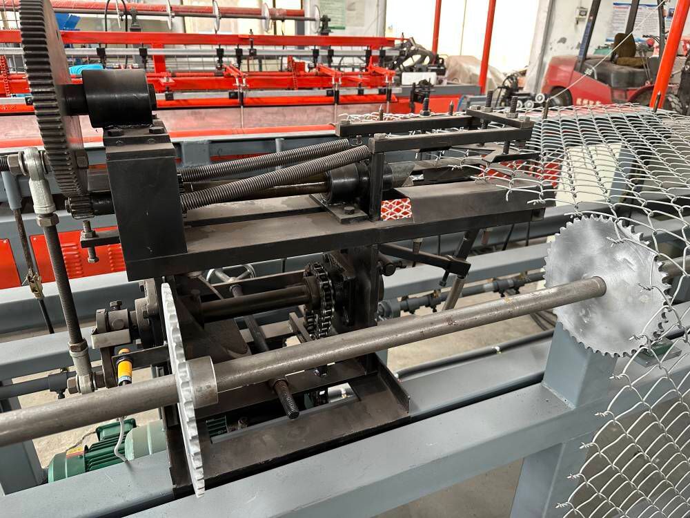 Chain Link Machine - Operating Type: Automatic