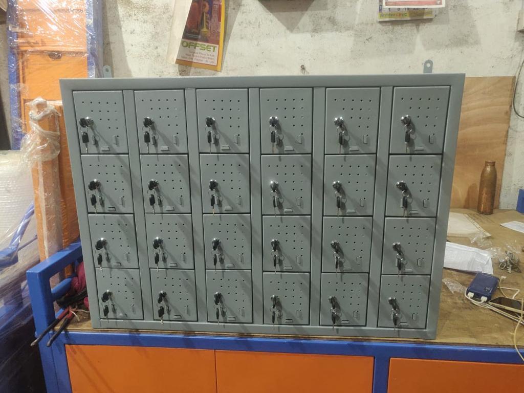 24 Door Mobile Phone Locker_rolex India Engineering - Color: Customized