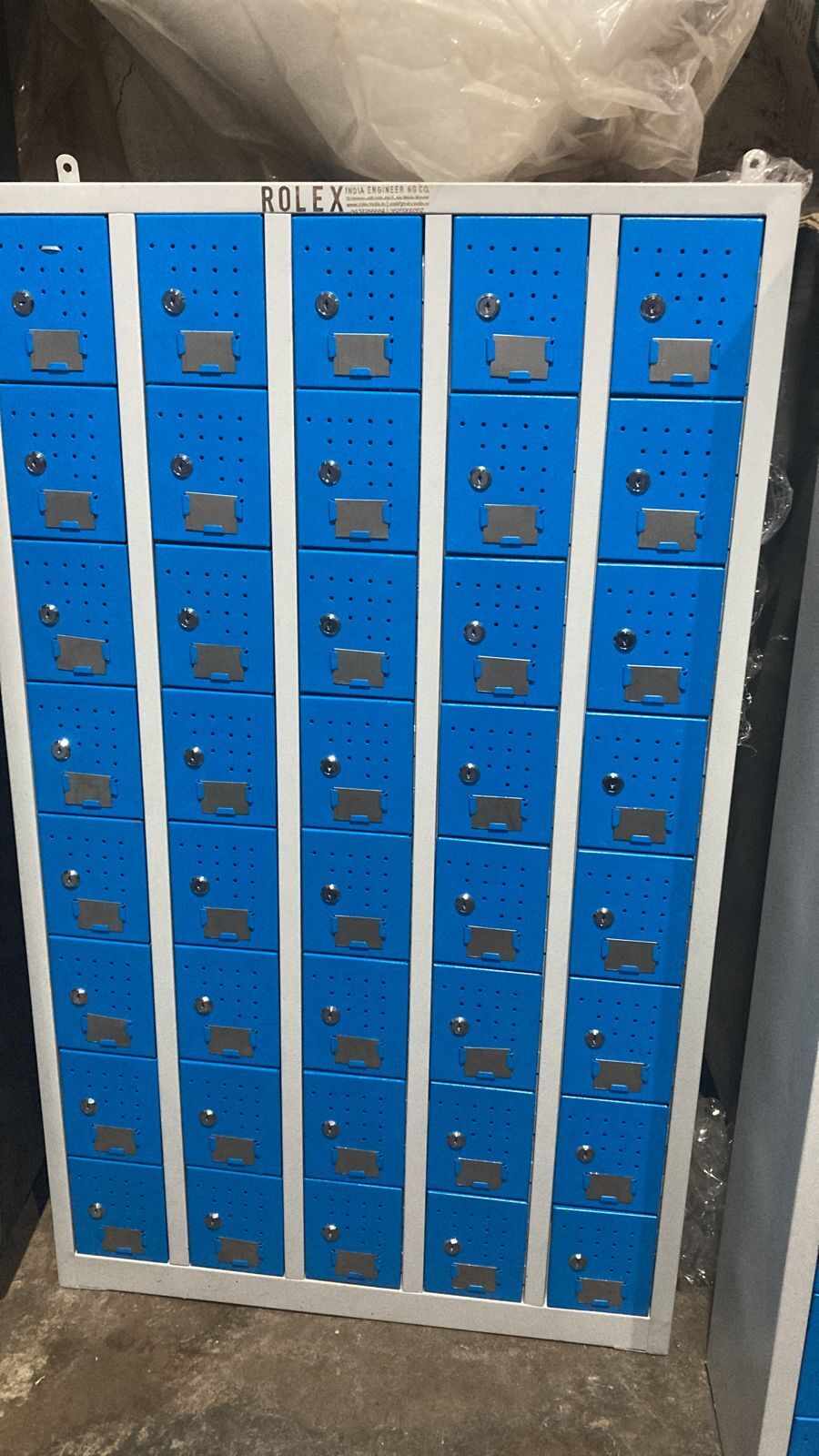40 Door Mobile Locker - Color: Customized