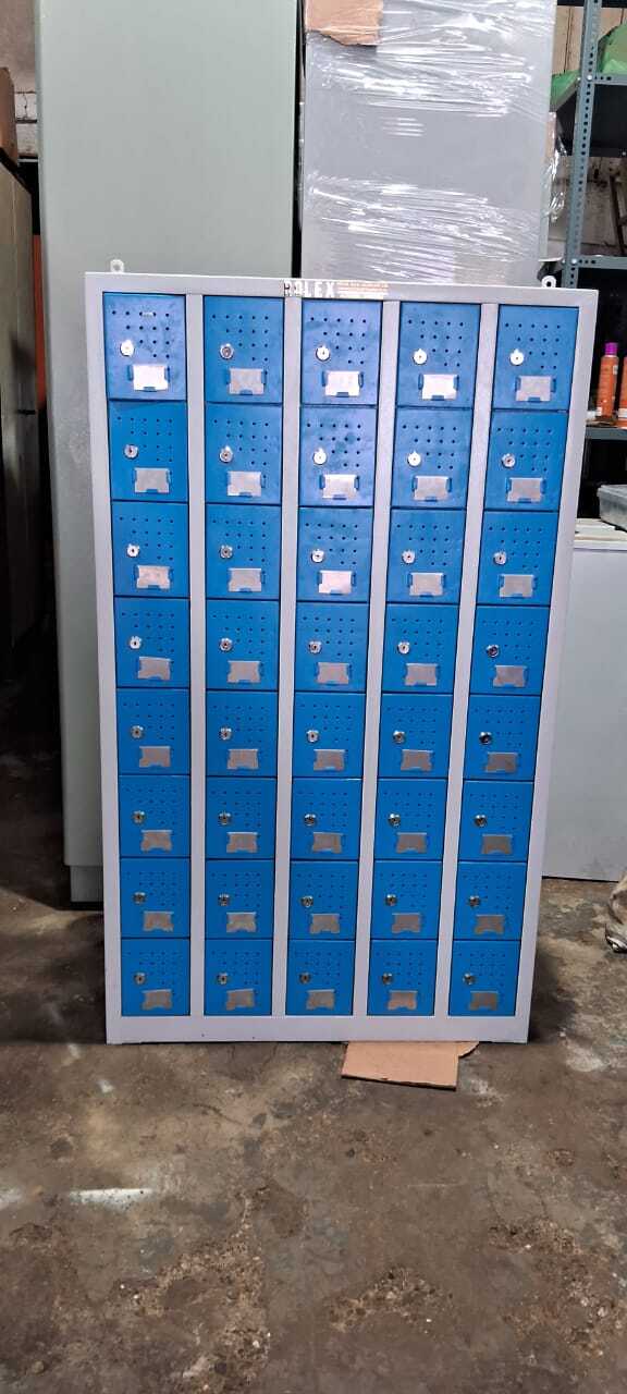 40 Door Mobile Locker - Color: Customized