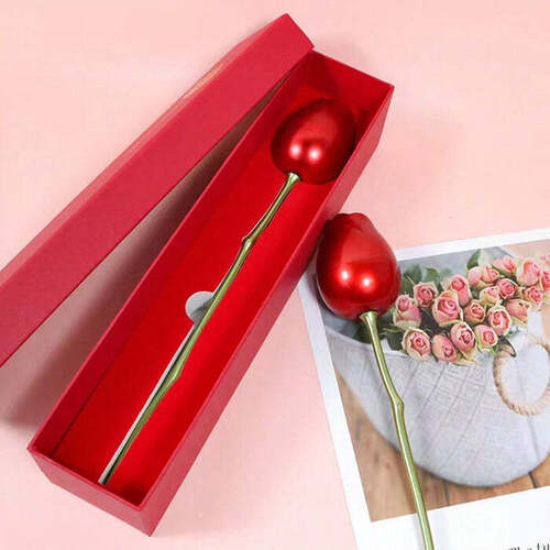 Metal Red Rose Couple Jewelry Box-Fancy Jewelry Boxs - Material: Plastic