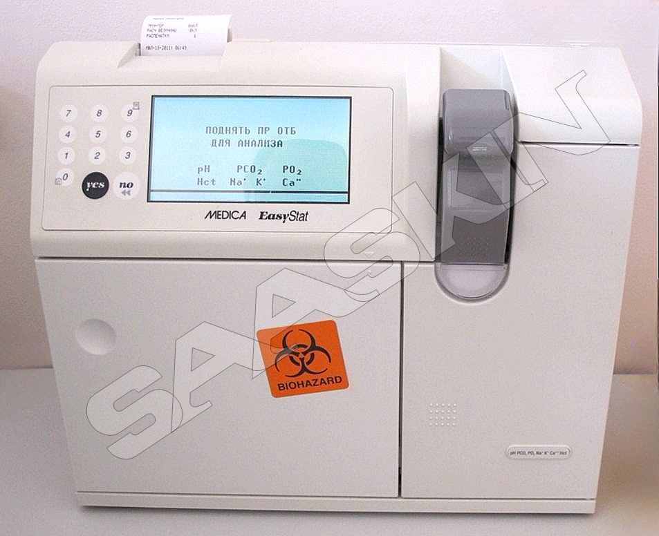 Medica Medicaa S Easystat Blood Gas Analyzer