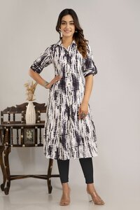 Women Dyed/ombre Viscose Rayon Frontslit Kurta - Natural Tie-dye Print, Collared Neck With Front And Side Slits