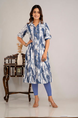 Women Dyed/ombre Viscose Rayon Frontslit Kurta (Blue)