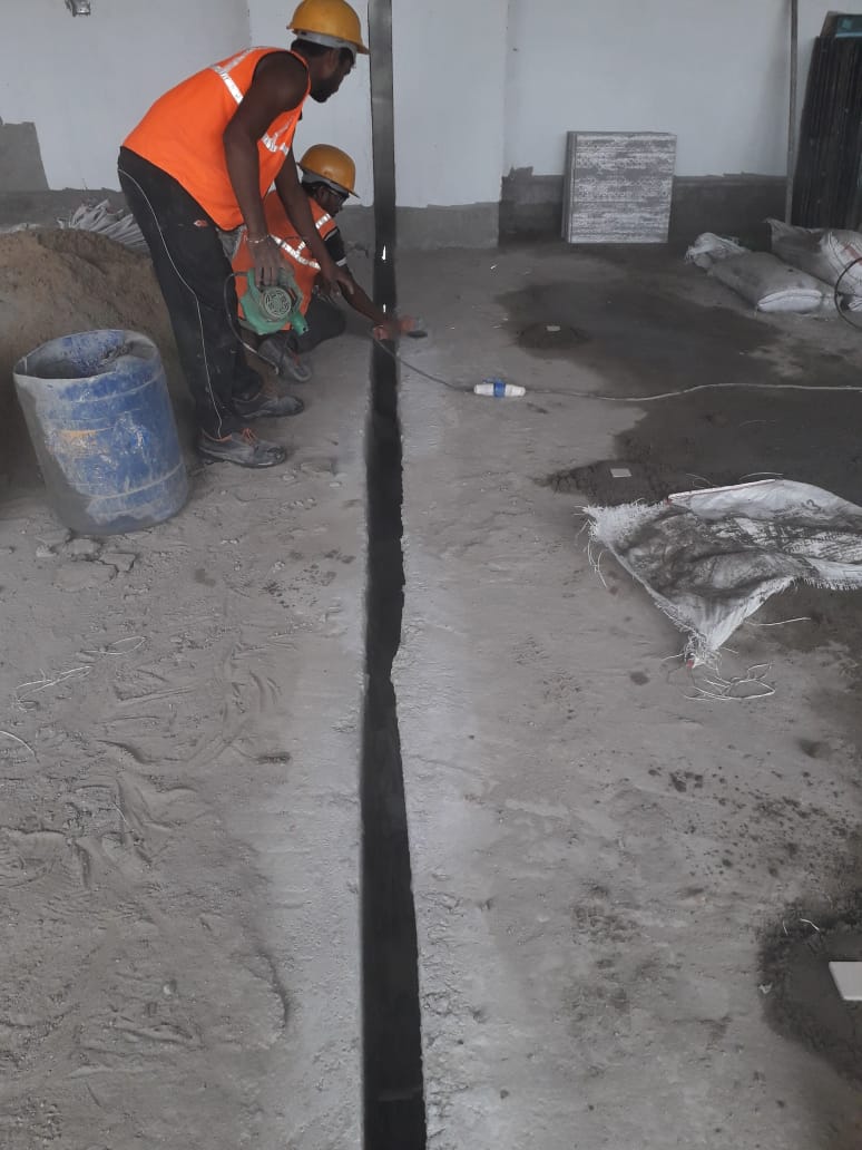 Vertical Joint Epdm Pasting And Sealing - High Strength Lightweight Epdm Material | Corrosion Resistant Finish, Powder Coated For Industrial Usage