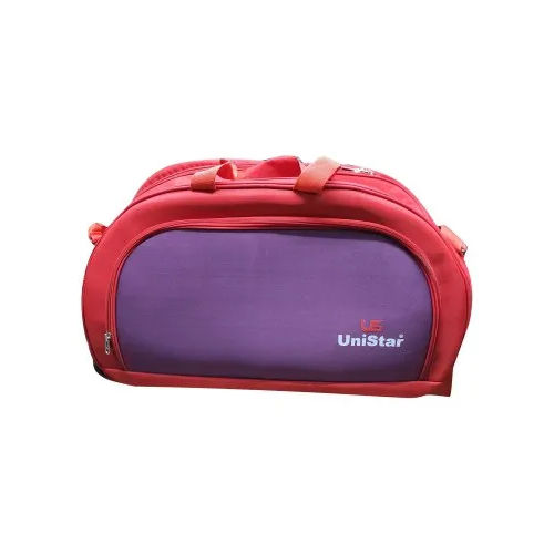 Red Luggage Travel Bag - Capacity: 30 Kg/Hr