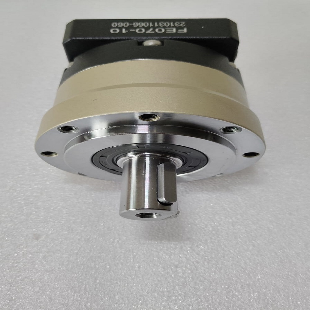 Servo Planetary Gearbox - Mild Steel Flanged, 0.5hp, 3-phase, Helical Gear Type, 3000 Rpm Input Speed | Ideal For Industrial Applications