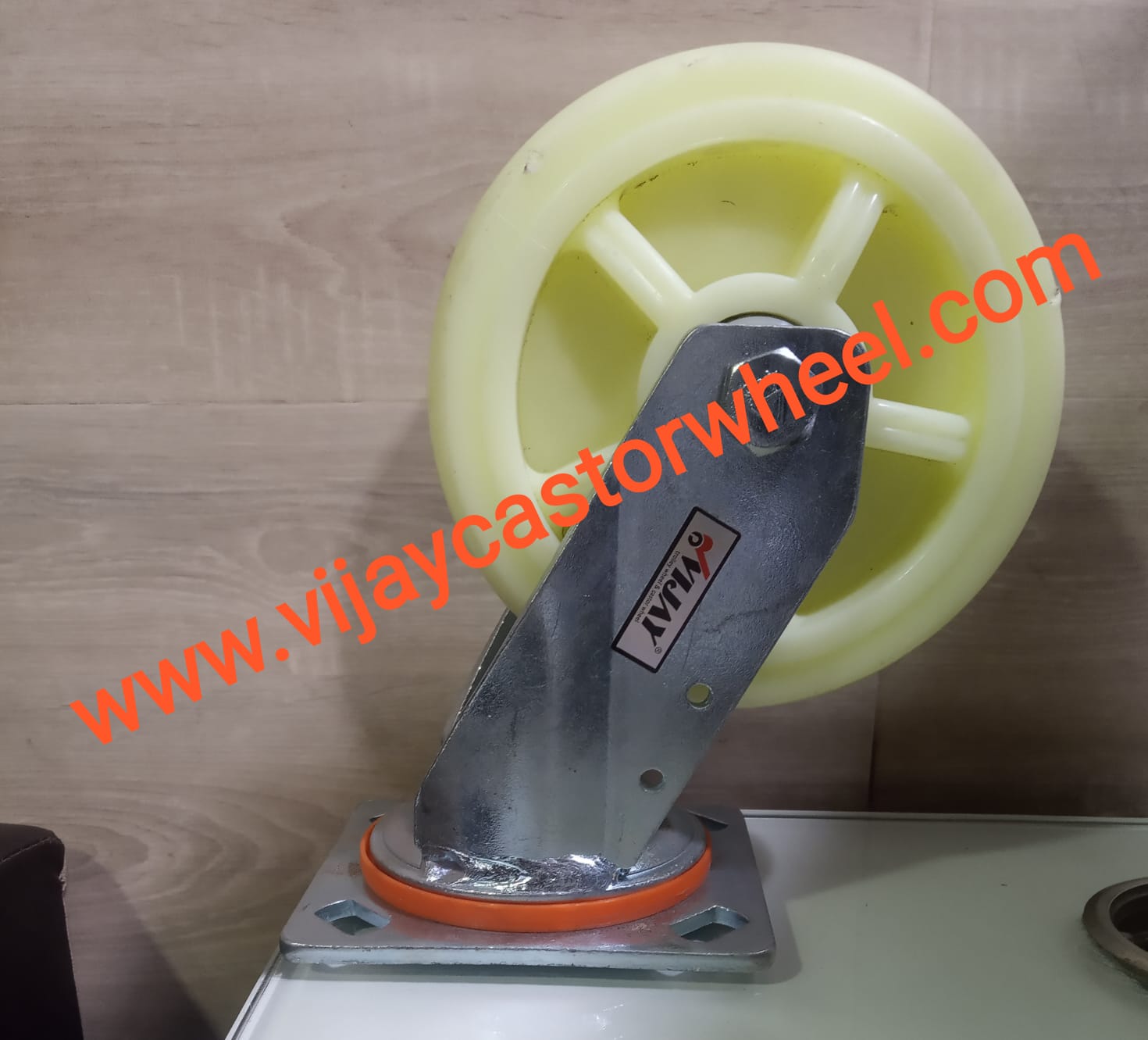 Heavy Duty 5mm Clamp Bearing Type Cp Caster Wheel - Color: Green