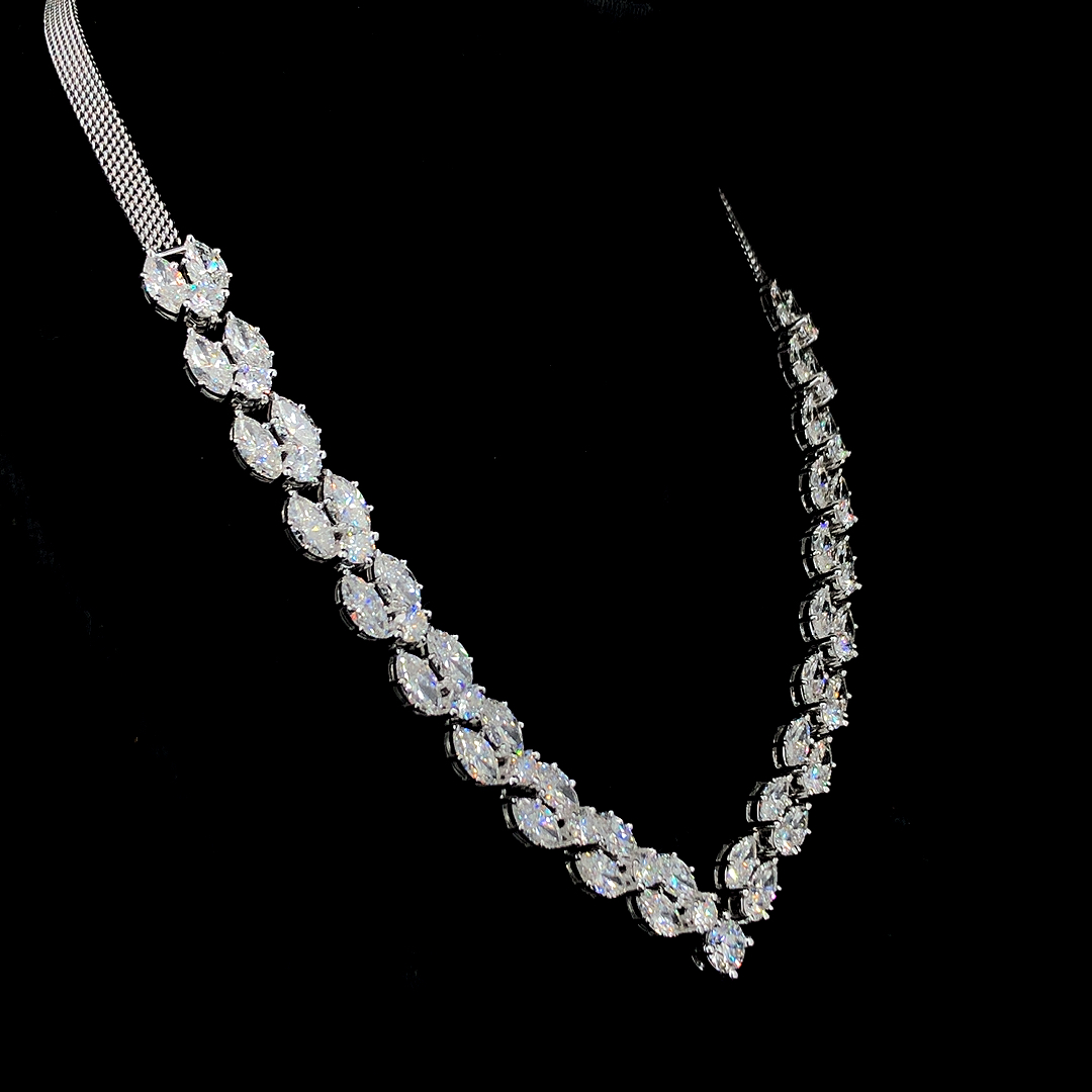 Necklace Crafted By Sk Diam Lab Grown Diamond - Diamond Clarity: Vs1