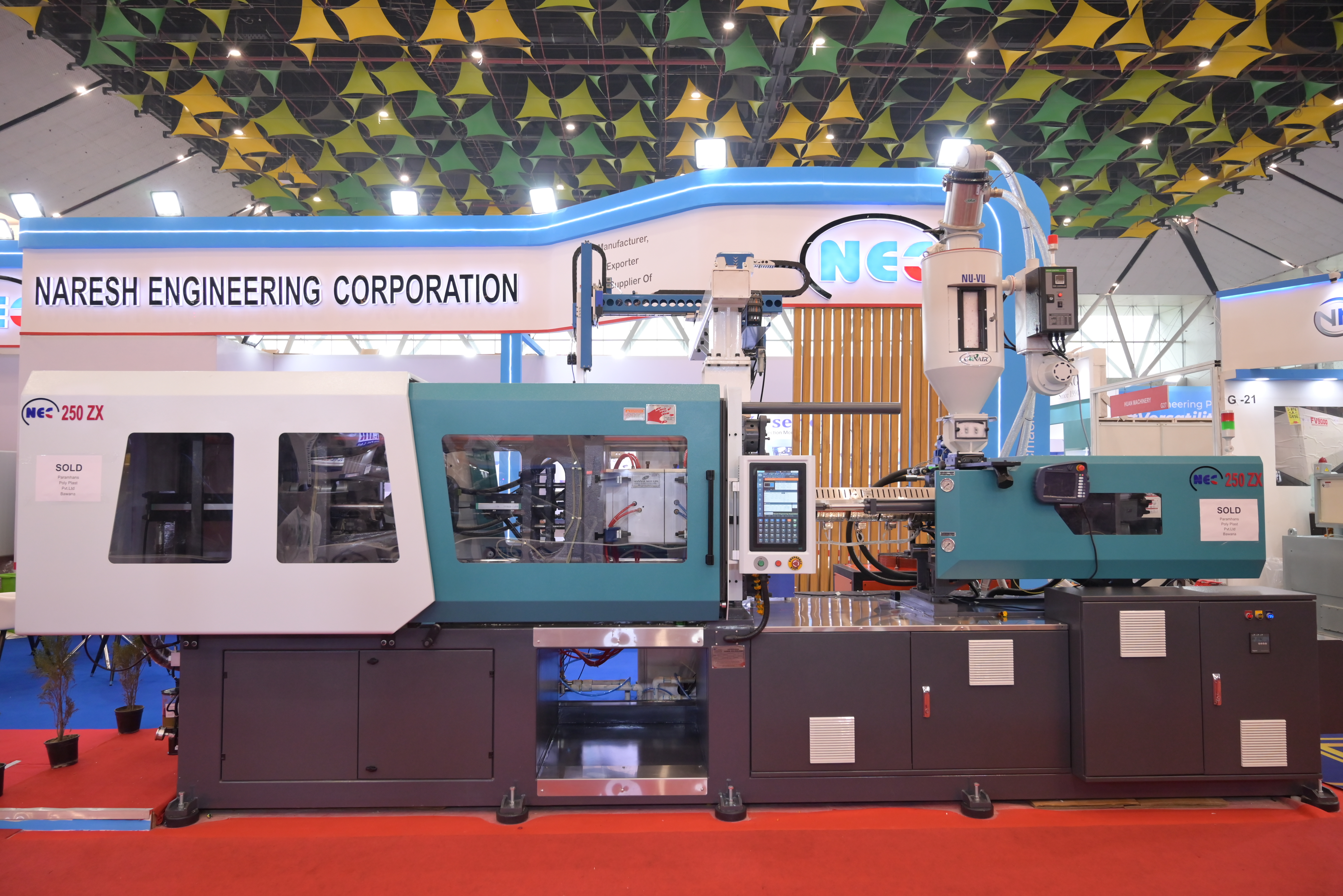 Fully Automatic Horizontal Injection Moulding Machine - Material: Stainless Steel Alloy