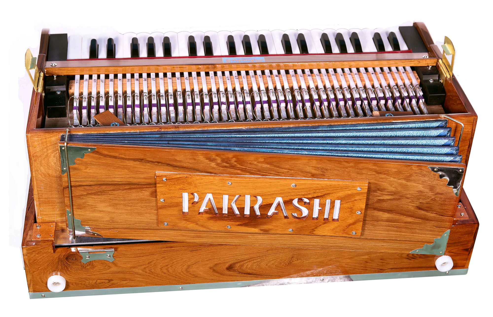 3,5 Octave portbale harmonium with 2 sets of reeds.