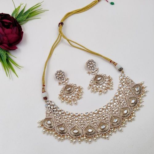 Ladies Necklace Set